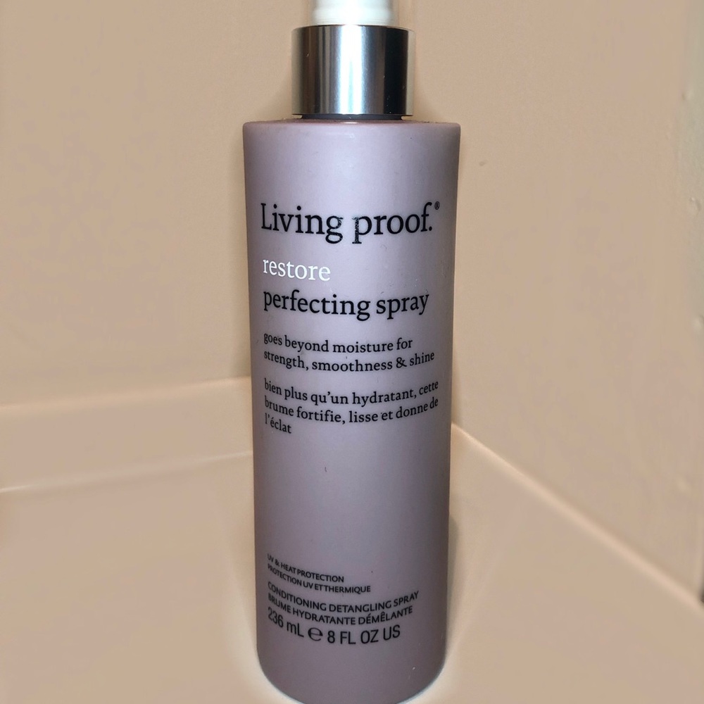 Living proof restore protective spray